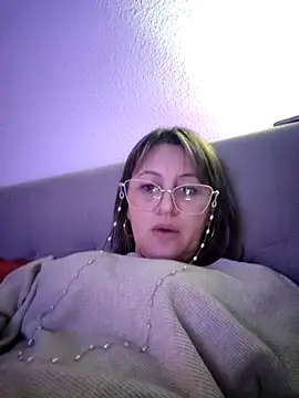 Snapshot of naughtymilfT chatting on 02/17/25, 05:01 naughtymilfT online show from 02/17/25, 05:01