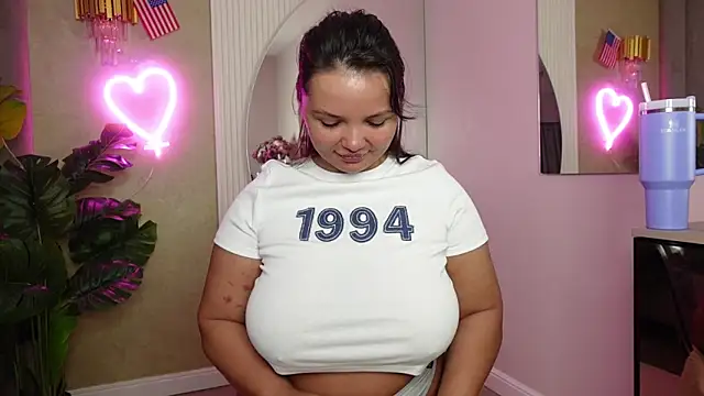 CelesteBailey online show from 04/04/26, 07:37