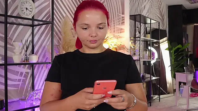 Snapshot of CelesteBailey chatting on 07/27/26, 05:47 CelesteBailey online show from 07/27/26, 05:47