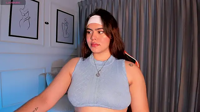 veronica185 online show from 11/15/25, 03:21