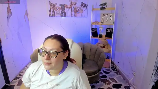 NiickyJones online show from 10/05/25, 08:32