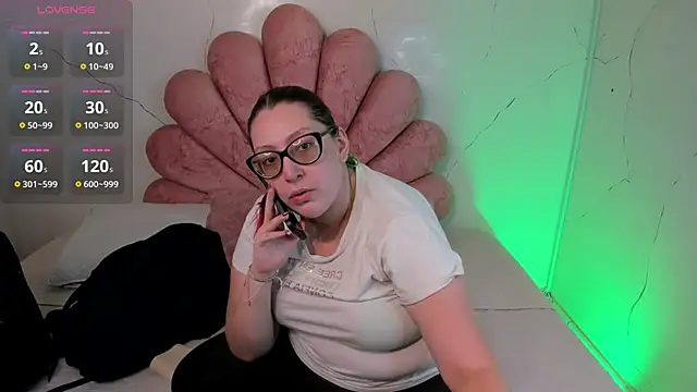 NiickyJones online show from 02/06/26, 10:17