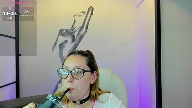 NiickyJones online show from 03/21/25, 01:34