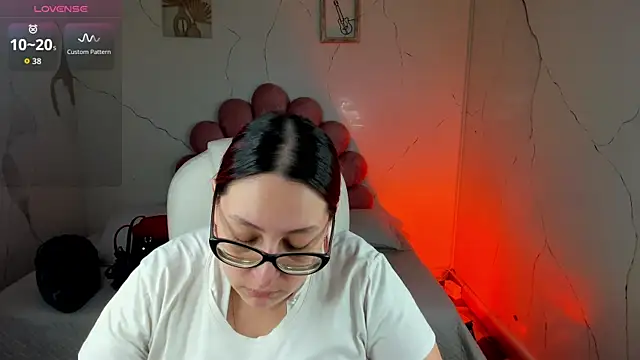 NiickyJones online show from 02/11/26, 10:42