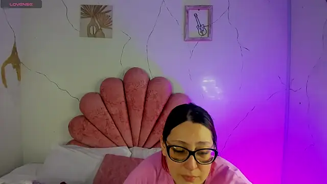 NiickyJones online show from 02/17/26, 10:40