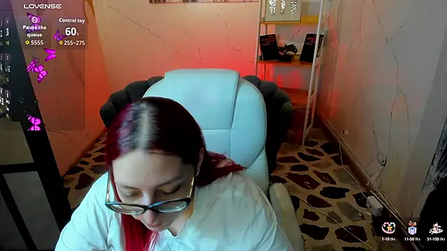 NiickyJones online show from 09/29/25, 09:31