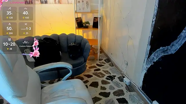 NiickyJones online show from 09/30/25, 08:26