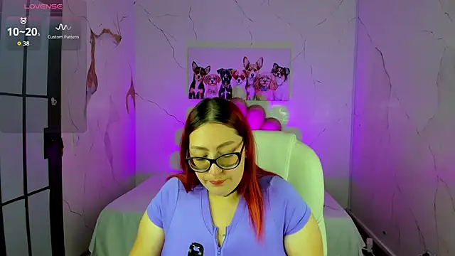 NiickyJones online show from 12/21/25, 04:58