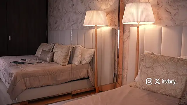 Rosalie vega online show from 04/14/26, 04:34