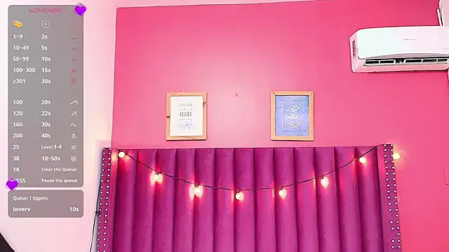 littlee emilyy  online show from 02/06/25, 09:22