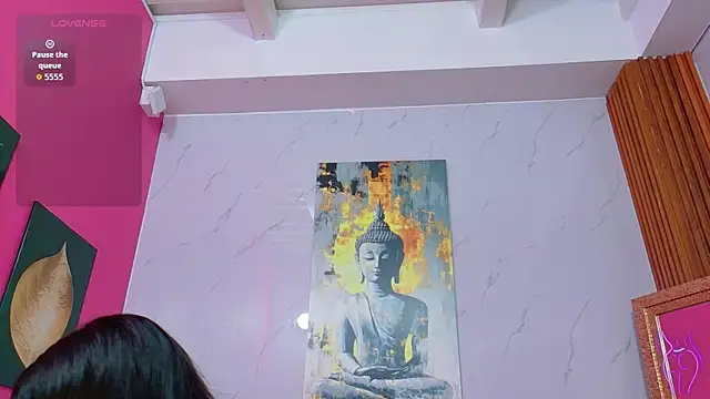 Snapshot of littlee_emilyy_ chatting on 07/11/26, 01:11 littlee emilyy online show from 07/11/26, 01:11