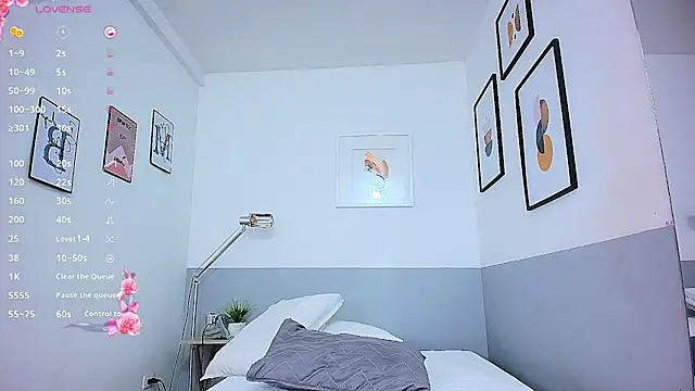 littlee emilyy  online show from 03/05/25, 03:08