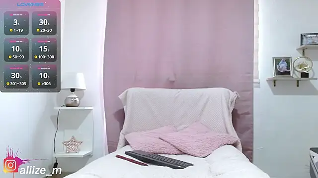 aliicee m online show from 02/09/26, 08:29