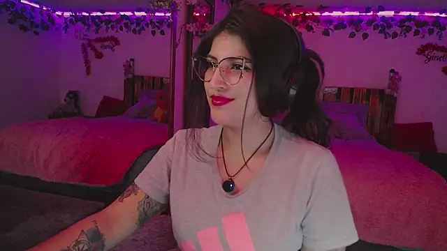 azahar  ziiz online show from 11/12/25, 01:43