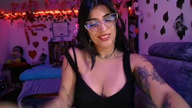 azahar  ziiz online show from 02/10/25, 01:35