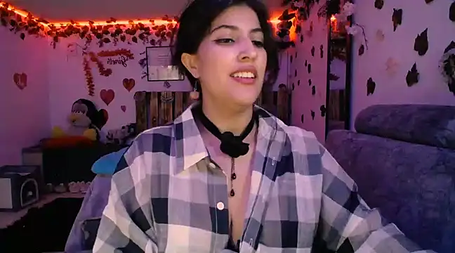 azahar  ziiz online show from 03/09/25, 08:42