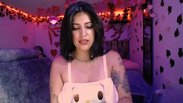 azahar  ziiz online show from 02/13/25, 09:38