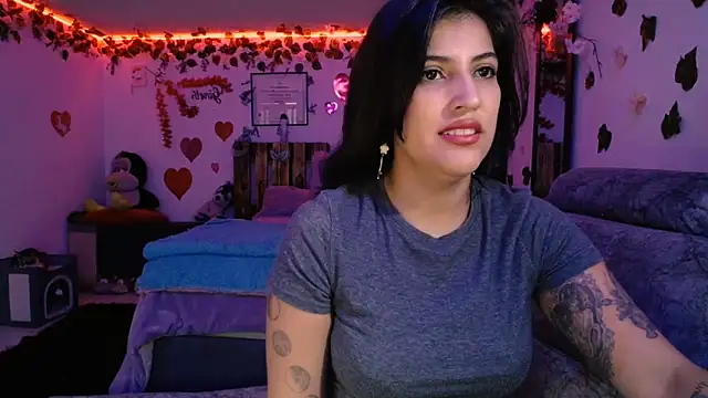 azahar  ziiz online show from 02/21/25, 02:38