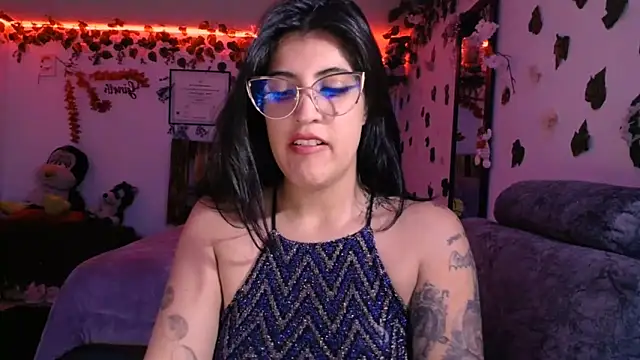 azahar  ziiz online show from 01/16/25, 05:00