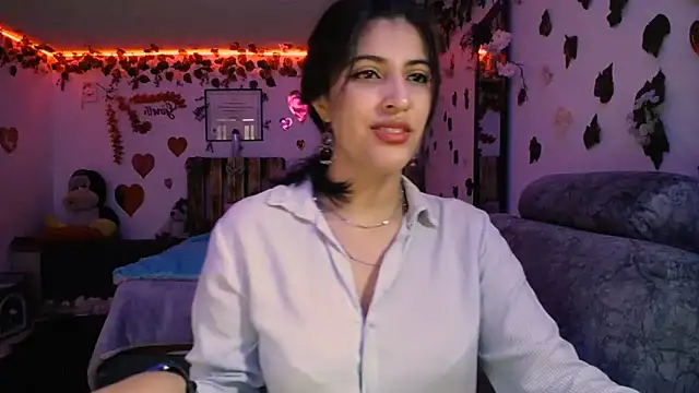 azahar  ziiz online show from 03/03/25, 02:39