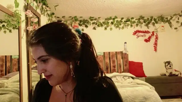 azahar  ziiz online show from 11/24/25, 08:53