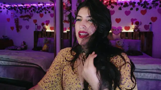 azahar  ziiz online show from 04/26/26, 11:46