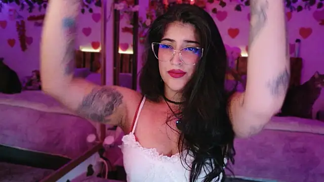 azahar  ziiz online show from 04/08/26, 02:13