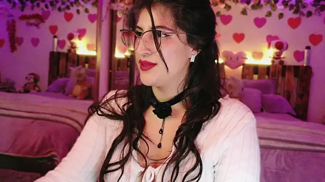 azahar  ziiz online show from 04/22/26, 11:44