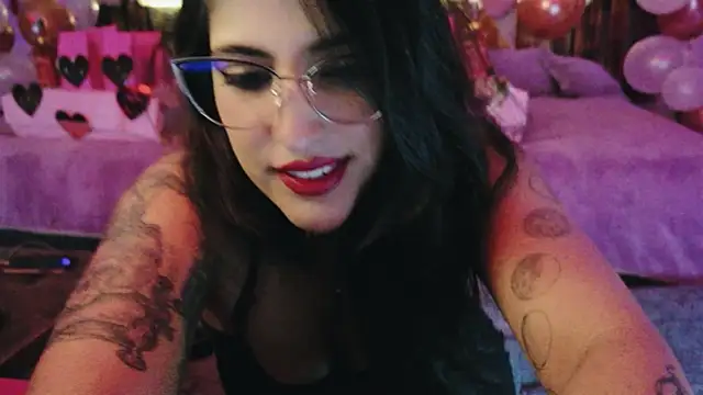 Snapshot of azahar__ziiz chatting on 06/20/26, 12:15 azahar ziiz online show from 06/20/26, 12:15