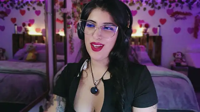 azahar  ziiz online show from 05/21/26, 12:52