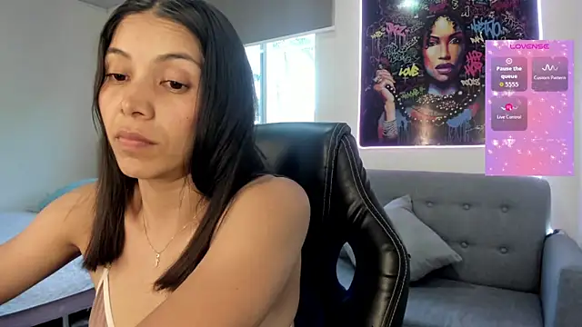 Snapshot of andykiuty chatting on 11/04/25, 08:12 andykiuty online show from 11/04/25, 08:12