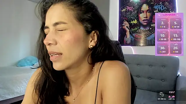 Snapshot of andykiuty chatting on 11/11/25, 07:30 andykiuty online show from 11/11/25, 07:30