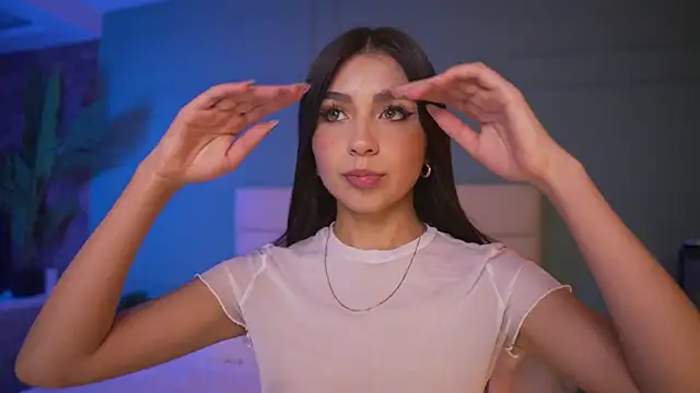 Snapshot of Ashley_Jones9 chatting on 12/22/25, 02:17 Ashley Jones9 online show from 12/22/25, 02:17