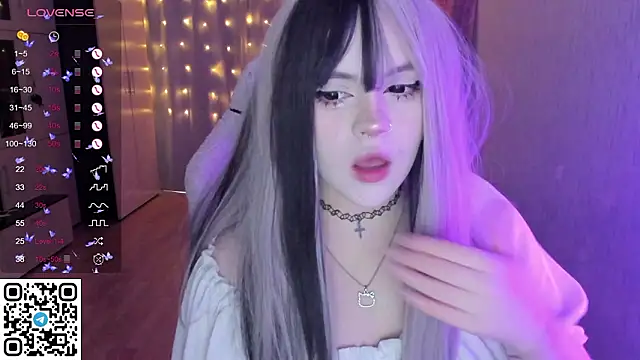 Snapshot of SelenaCute chatting on 03/06/26, 05:57 SelenaCute online show from 03/06/26, 05:57