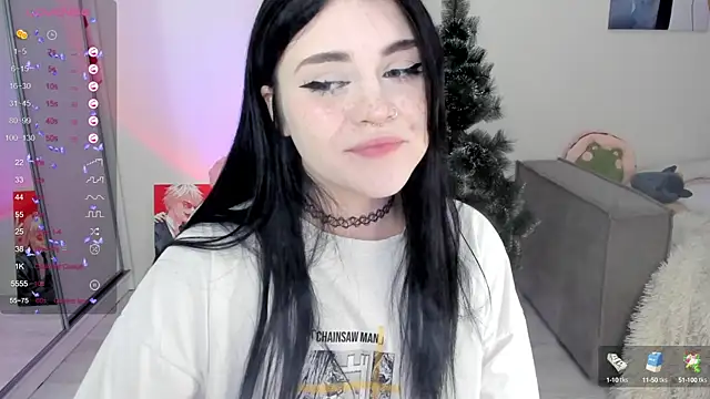 Snapshot of SelenaCute chatting on 12/22/24, 05:11 SelenaCute online show from 12/22/24, 05:11