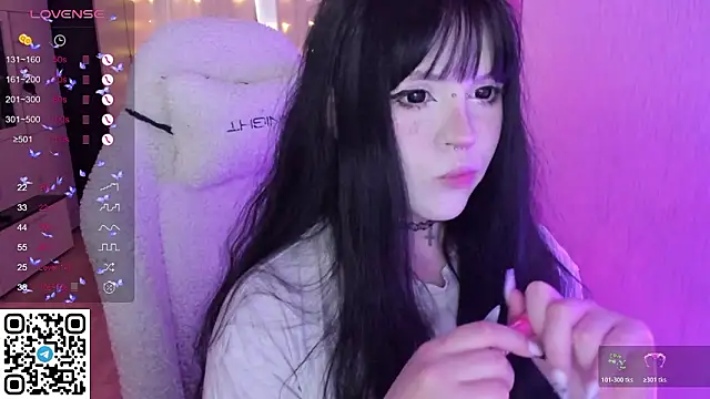 SelenaCute online show from 02/18/26, 10:12