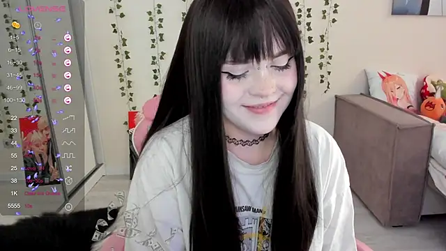 Snapshot of SelenaCute chatting on 02/24/25, 06:38 SelenaCute online show from 02/24/25, 06:38