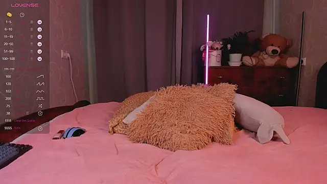 Jess Lui online show from 09/10/25, 03:16