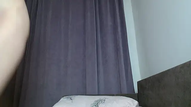 Snapshot of LadyMilfxxx chatting on 07/06/26, 05:26 LadyMilfxxx online show from 07/06/26, 05:26