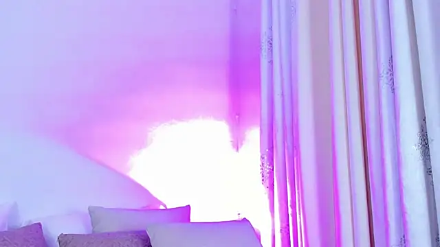 Snapshot of Abby__colins chatting on 12/05/24, 07:22 Abby  colins online show from 12/05/24, 07:22