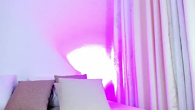 Snapshot of Abby__colins chatting on 01/16/25, 04:50 Abby  colins online show from 01/16/25, 04:50