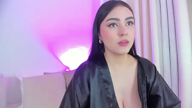 Snapshot of Abby__colins chatting on 01/17/25, 04:15 Abby  colins online show from 01/17/25, 04:15