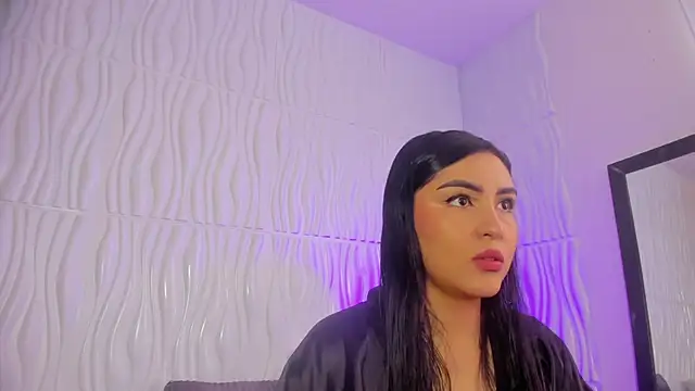 Snapshot of Abby__colins chatting on 09/27/25, 04:46 Abby  colins online show from 09/27/25, 04:46