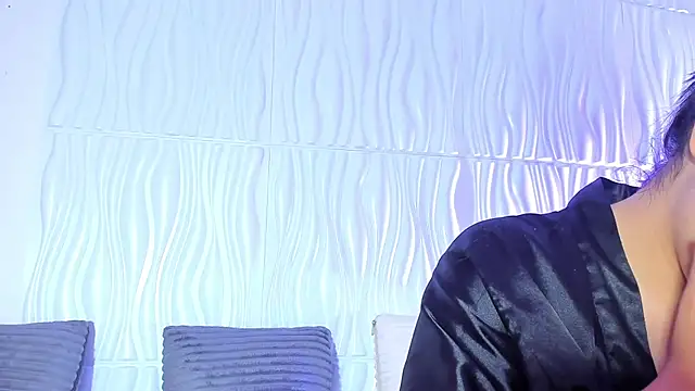 Abby  colins online show from 04/17/26, 05:49