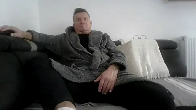 Snapshot of jaaako970 chatting on 10/23/25, 09:52 jaaako970 online show from 10/23/25, 09:52