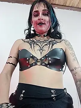 sarah benjjaminn online show from 10/15/25, 02:32