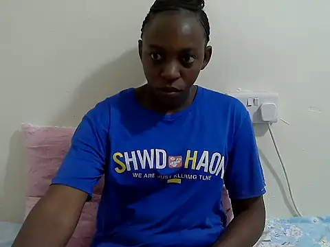 Snapshot of lizbela1 chatting on 10/08/25, 04:36 lizbela1 online show from 10/08/25, 04:36