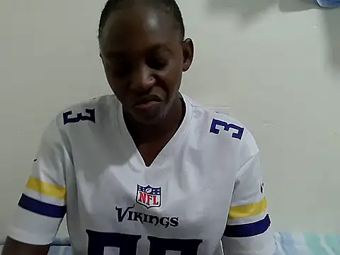 lizbela1 online show from 01/18/26, 04:43