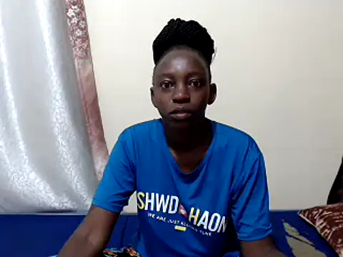 Snapshot of lizbela1 chatting on 03/18/25, 05:23 lizbela1 online show from 03/18/25, 05:23
