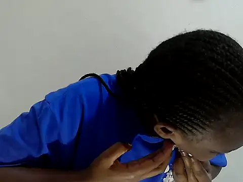 lizbela1 online show from 11/18/25, 09:01